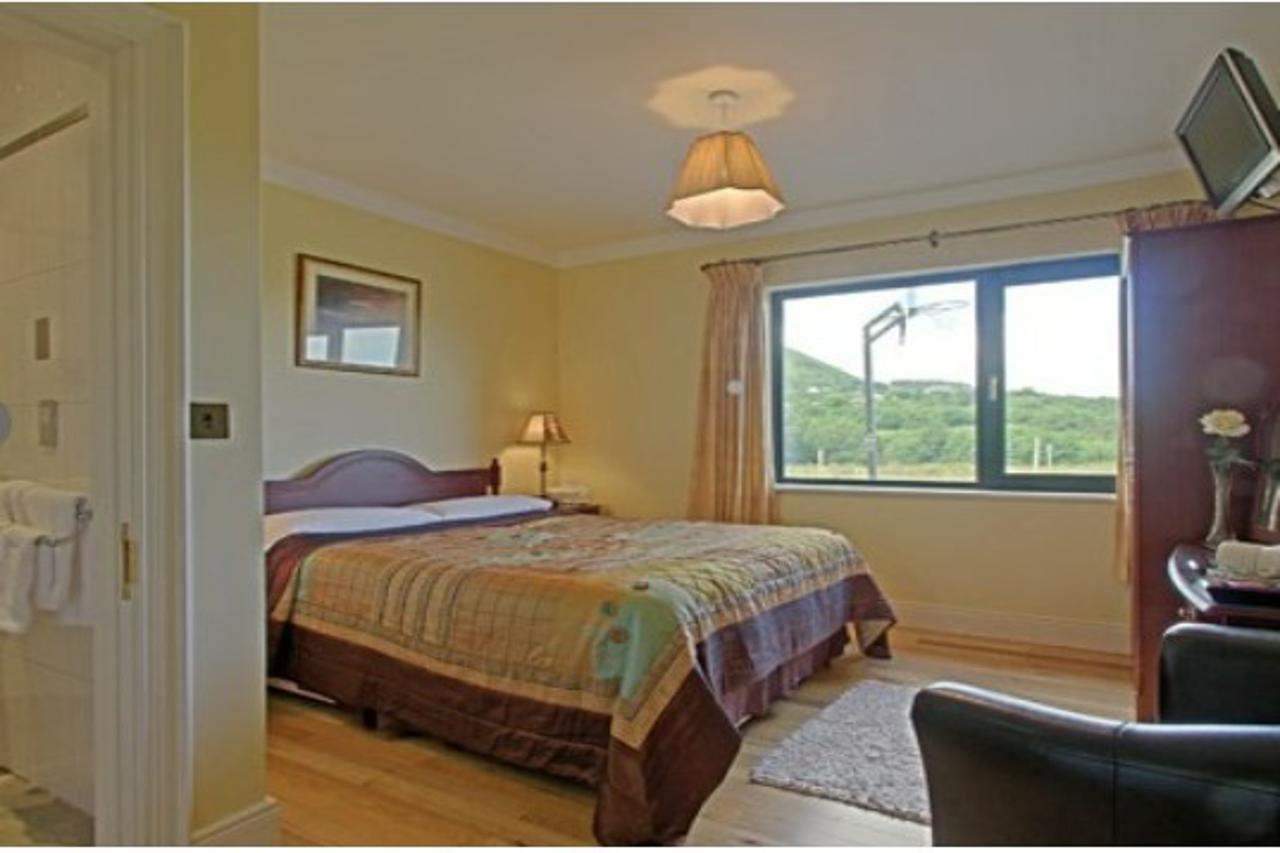 The Ferris Wheel B&B Beaufort Bagian luar foto